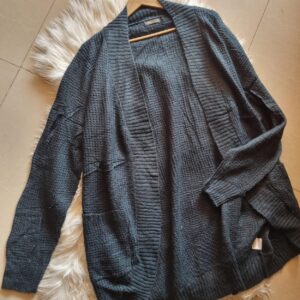 supre look oversized wool sweater / cardigan