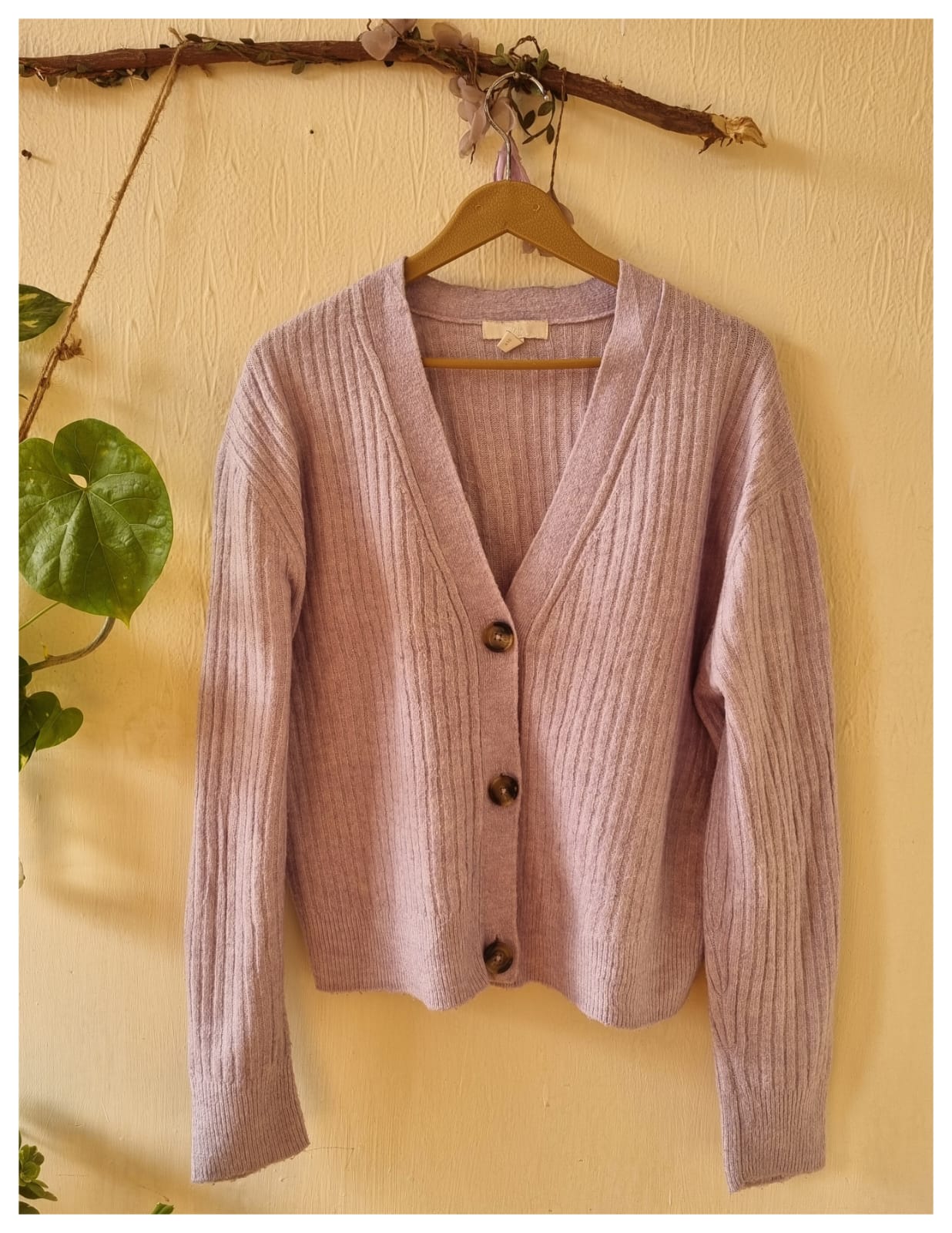 h&m wool button down cardigan – medium | chest 23″ | length 25″ h&m wool button down cardigan – medium | chest 23″ | length 25″