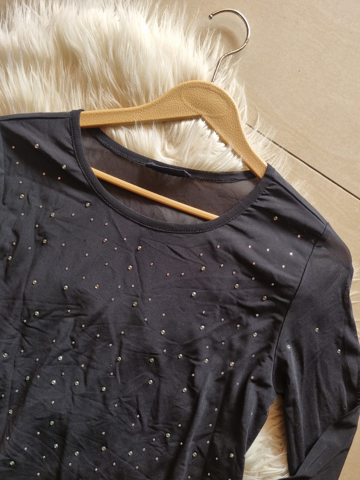 small size stretchable net top – chest 19″ | length 24″ small size stretchable net top – chest 19″ | length 24″