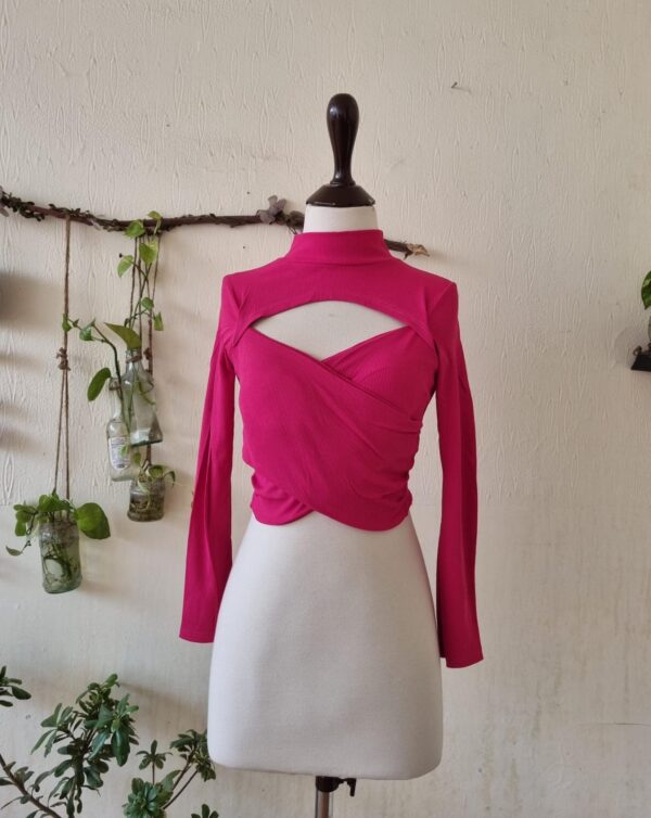 hot pink sweatshirt – excellent condition