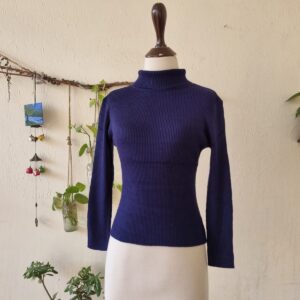 knitted top – excellent condition