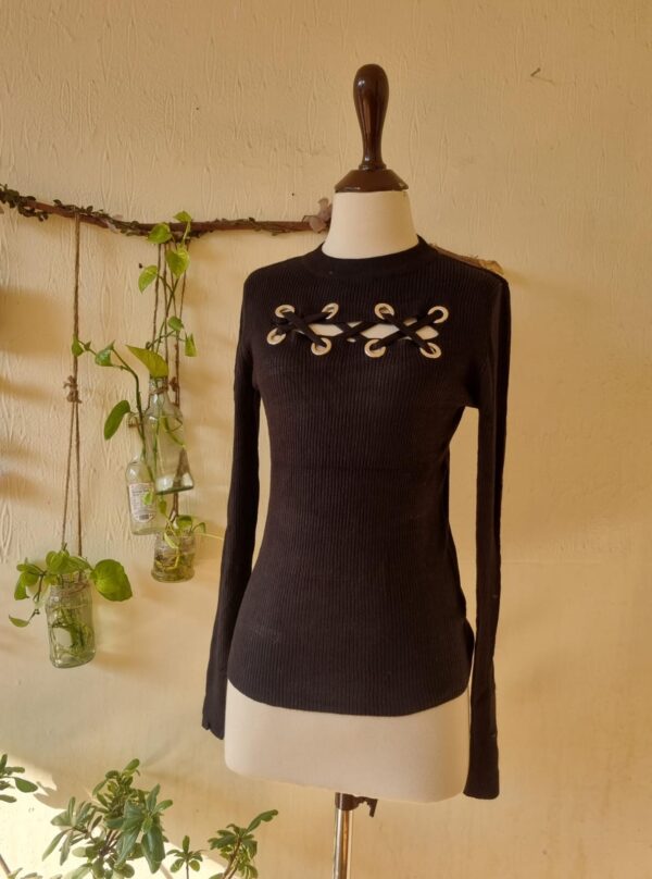 fitted top – excellent condition